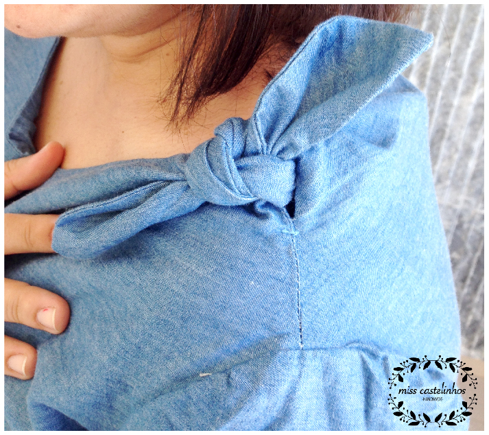 Bateau neck blouse-02